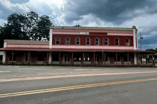 140 Montgomery St, Toomsboro, GA 31090 - Photo 1