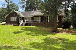 105 Braemar Dr, Fayetteville, GA 30215 - Photo 1