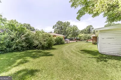 415 Bernard Drive, Warner Robins, GA 31093 - Photo 11