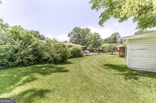 415 Bernard Dr, Warner Robins, GA 31093 - Photo 11