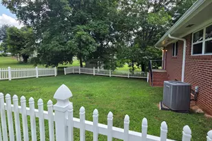 372 Fore Acre St, Cornelia, GA 30531 - Photo 3