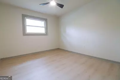 4396 Greenleaf Circle, Atlanta, GA 30331 - Photo 19