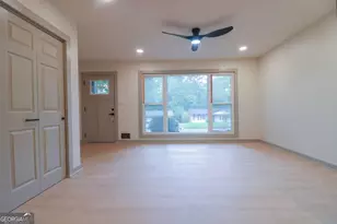 4396 Greenleaf Circle, Atlanta, GA 30331 - Photo 3