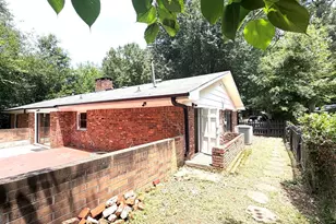 3727 Dial Dr, Stone Mountain, GA 30083 - Photo 7