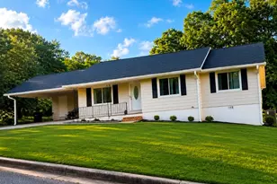 110 Pointview Ct, Tyrone, GA 30290 - Photo 1