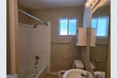 897 A Six Oaks Circle #B, Norcross, GA 30093 - Photo 3