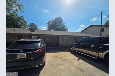 897 A Six Oaks Circle #B, Norcross, GA 30093 - Photo 11
