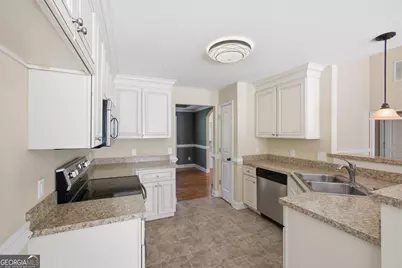 208 Stonington Drive, Mount Airy, GA 30563 - Photo 9