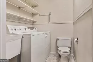 155 W Johnston St, Forsyth, GA 31029 - Photo 7