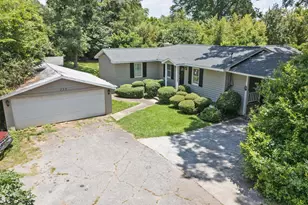 155 W Johnston St, Forsyth, GA 31029 - Photo 25