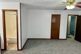 134 Little Joe Ct, Riverdale, GA 30274 - Photo 9