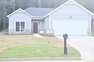 61 R C Allen Dr, Columbus, GA 31907 - Photo 1
