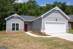 61 R C Allen Dr, Columbus, GA 31907 - Photo 1
