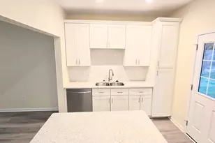 73 R C Allen Dr, Columbus, GA 31907 - Photo 9