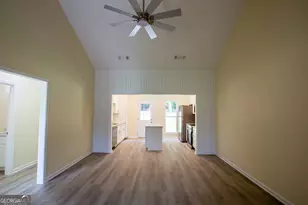73 R C Allen Dr, Columbus, GA 31907 - Photo 3