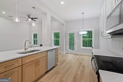3902 Bouldercrest Road SE, Ellenwood, GA 30294 - Photo 5