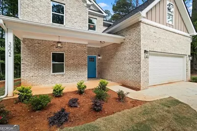 3902 Bouldercrest Road SE, Ellenwood, GA 30294 - Photo 3