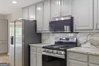 2015 Wood Valley Drive, Loganville, GA 30052 - Photo 43