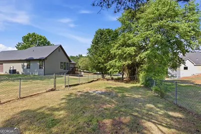 2015 Wood Valley Drive, Loganville, GA 30052 - Photo 15