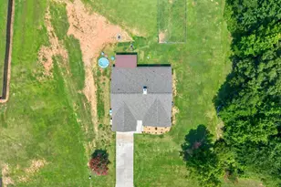 327 Skyview Dr, Winterville, GA 30683 - Photo 41