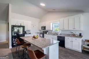 327 Skyview Dr, Winterville, GA 30683 - Photo 7