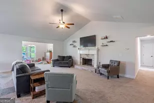 327 Skyview Dr, Winterville, GA 30683 - Photo 3