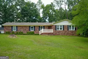 307 Pinewood Dr, Dublin, GA 31021 - Photo 1