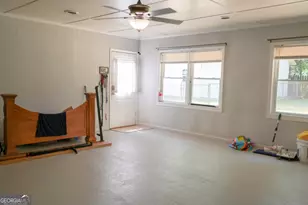 307 Pinewood Dr, Dublin, GA 31021 - Photo 27