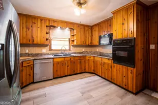 2928 Southshore Dr, Macon, GA 31204 - Photo 3
