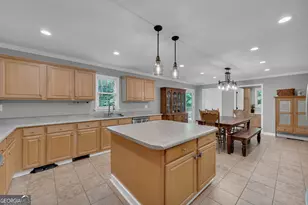 946 Riverdale Rd, Toccoa, GA 30577 - Photo 5