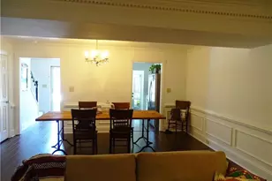 410 Forestgate Ct, Sandy Springs, GA 30350 - Photo 7