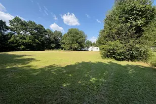 390 Peach Rd, Byron, GA 31008 - Photo 19