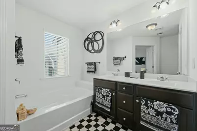 7519 Stone Creek Path, Lithonia, GA 30038 - Photo 21