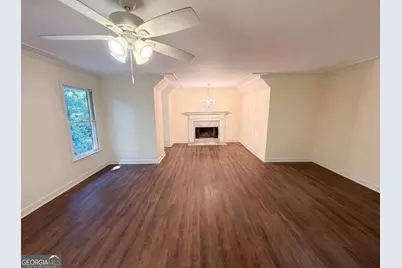 644 Laurel Wood Drive SW, Marietta, GA 30064 - Photo 3