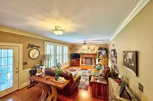 1018 Riverside Dr, Lagrange, GA 30240 - Photo 9