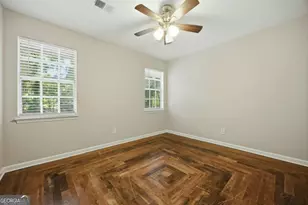 260 Barrington Dr E, Roswell, GA 30076 - Photo 11