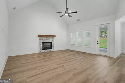 347 Crestwood Rd, Tyrone, GA 30290 - Photo 5