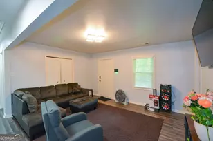 7427 W Fayetteville Rd, Riverdale, GA 30296 - Photo 9