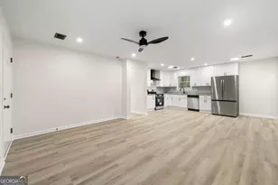 7118 Pineneedle Dr SW, Covington, GA 30014 - Photo 5