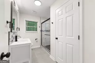 7118 Pineneedle Dr SW, Covington, GA 30014 - Photo 13