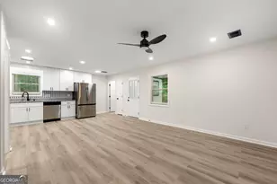 7118 Pineneedle Dr SW, Covington, GA 30014 - Photo 3