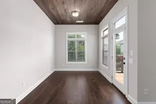4147 Township Pkwy, Atlanta, GA 30342 - Photo 23