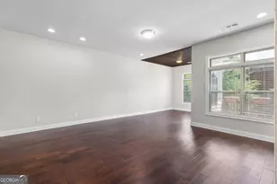 4147 Township Pkwy, Atlanta, GA 30342 - Photo 19