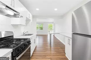 3193 E Point St, Atlanta, GA 30344 - Photo 9