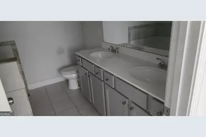 10172 Benton Woods Dr, Covington, GA 30014 - Photo 5
