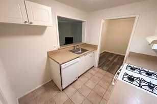 216 Summit N Dr NE, Atlanta, GA 30324 - Photo 9
