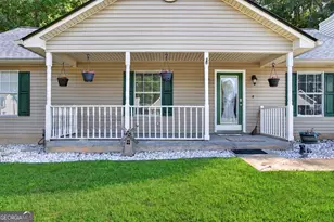 932 Century Oak Dr, Winder, GA 30680 - Photo 3