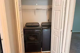 6229 Hickory Ln Cir, Union City, GA 30291 - Photo 21