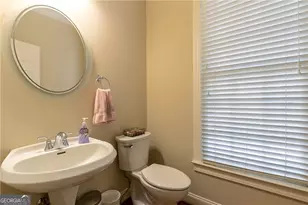 1262 Brickton Dr NW, Atlanta, GA 30318 - Photo 11