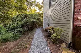 1262 Brickton Dr NW, Atlanta, GA 30318 - Photo 31